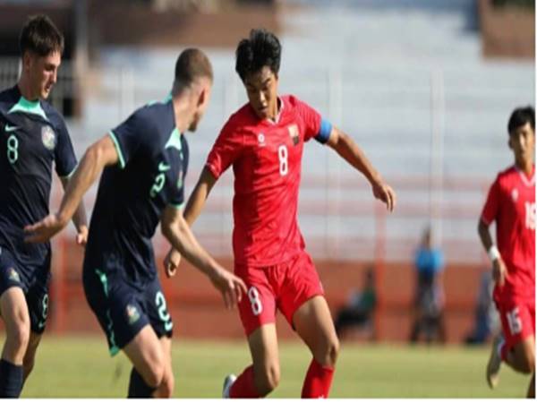 Tin bóng đá VN 22/7: U19 Việt Nam nuôi hy vọng mong manh