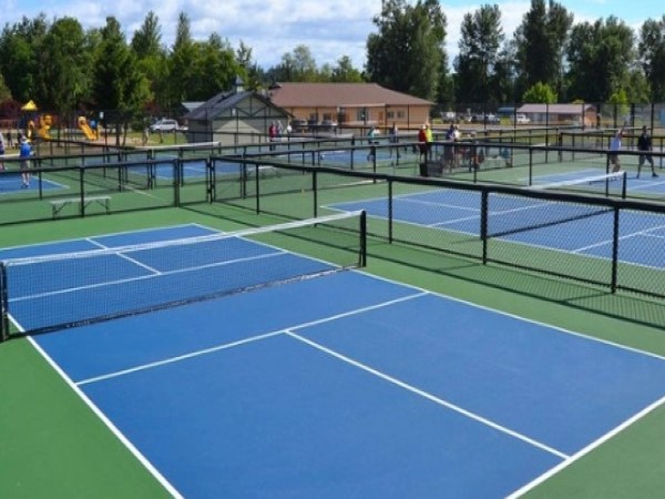 Các yếu tố khác cần lưu ý khi thiết kế sân Pickleball