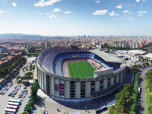 Camp Nou – sân nhà của câu lạc bộ bóng đá Barcelona