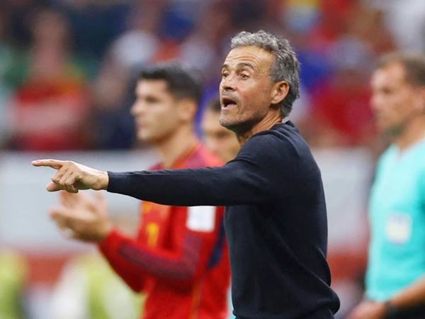 Tin bóng đá: HLV Luis Enrique được công nhận là HLV xuất sắc nhất