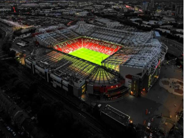Kiến trúc và sức chứa sân vận động Old Trafford