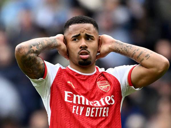 Tin Arsenal 3/10: Pháo thủ ra giá hấp dẫn cho Gabriel Jesus