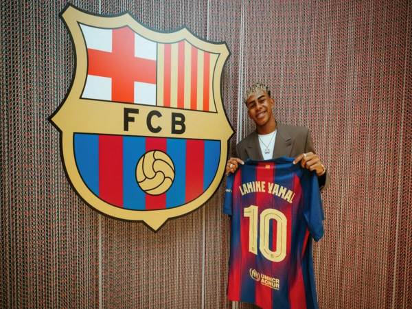 Khám phá số áo Yamal tại Barca và các CLB trước đây