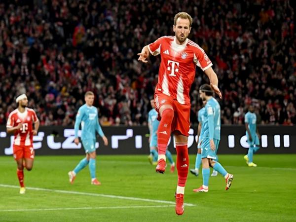 Bayern Munich xây chắc ngôi đầu Bundesliga