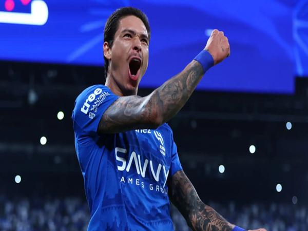 Cuộc đua Champions League ngày càng khốc liệt