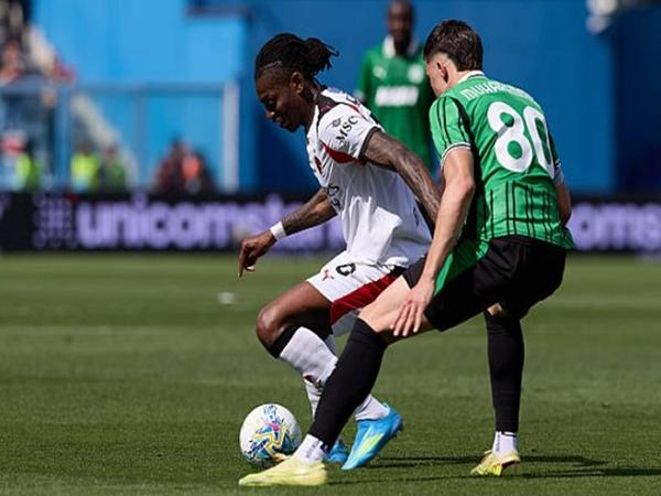 Tin AC Milan: Tấm thẻ đỏ sớm khiến AC Milan vỡ kế hoạch